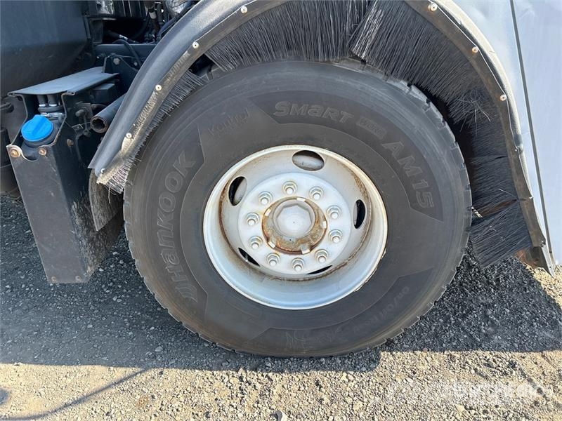 Mack LEU (TerraPro) 6x4 Side Loader Waste Collection Tr Camion dei rifiuti