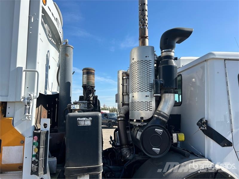 Mack LEU (TerraPro) 6x4 Side Loader Waste Collection Tr Camion dei rifiuti