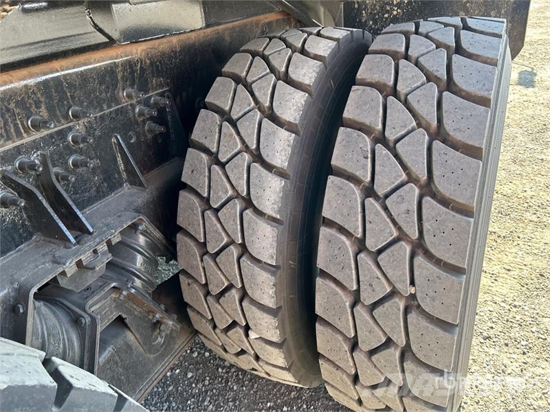 Mack LEU (TerraPro) 6x4 Side Loader Waste Collection Tr Camion dei rifiuti