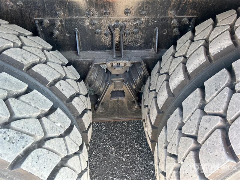 Mack LEU (TerraPro) 6x4 Side Loader Waste Collection Tr Camion dei rifiuti