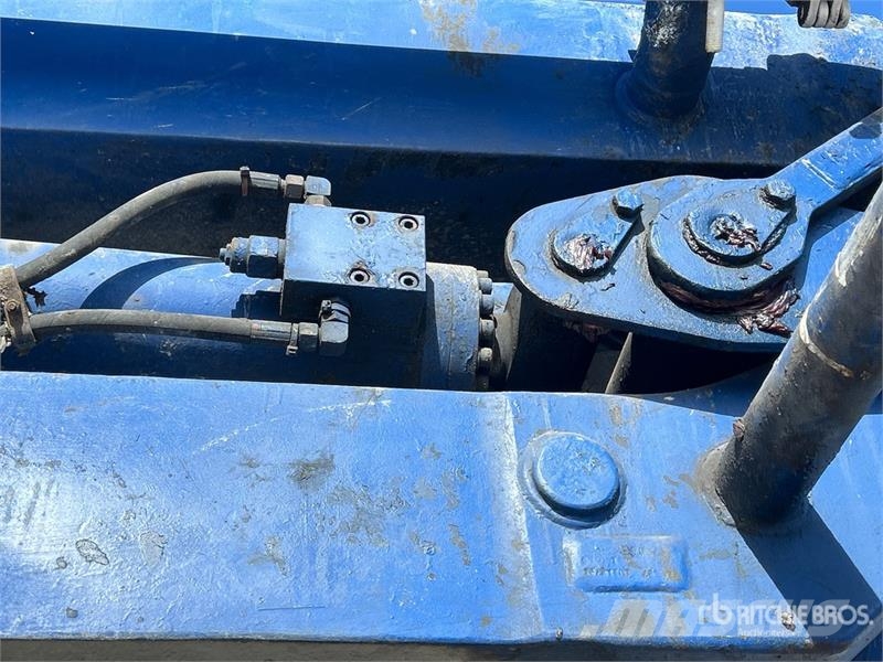 Mack MR688S Автобетоносмесители
