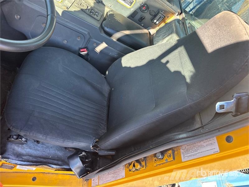 Mack MRU613 Hulladék szállítók
