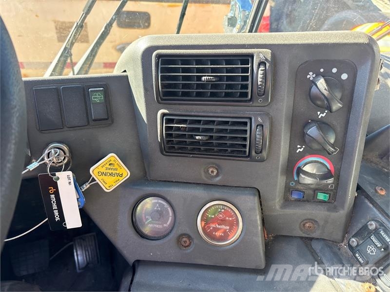 Mack MRU613 Hulladék szállítók