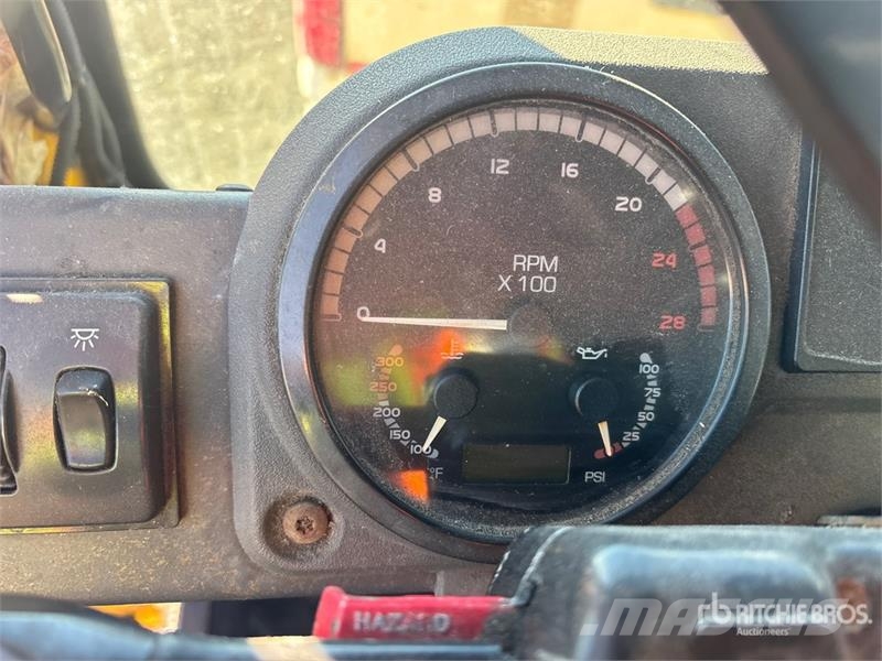 Mack MRU613 Hulladék szállítók