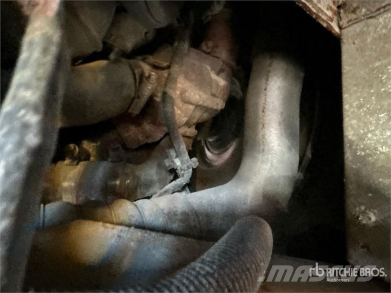 Mack MRU613 Komunalni tovornjaki