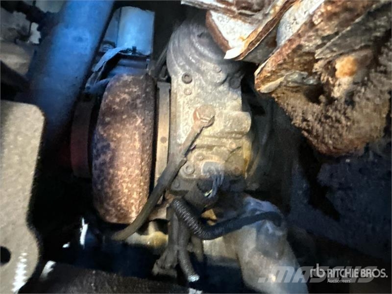 Mack MRU613 Komunalni tovornjaki