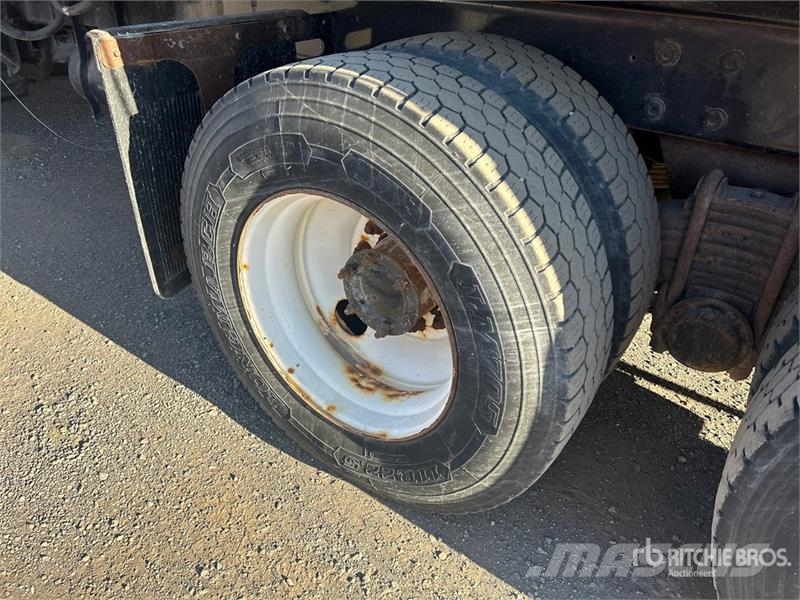 Mack MRU613 Komunalni tovornjaki
