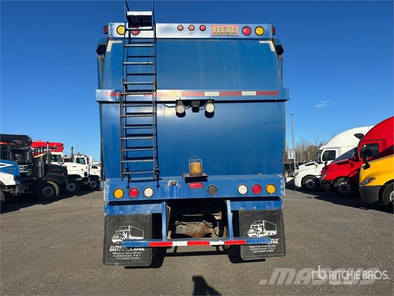 Mack MRU613 Komunalni tovornjaki