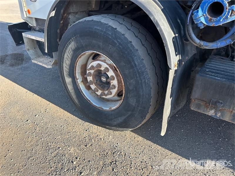 Mack MRU613 Komunalni tovornjaki