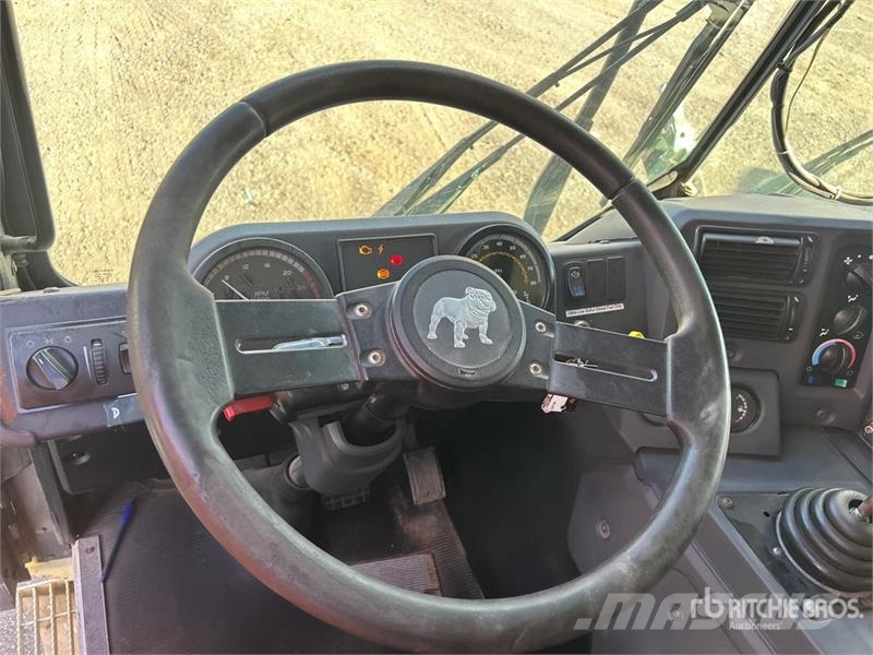 Mack MRU613 Komunalni tovornjaki