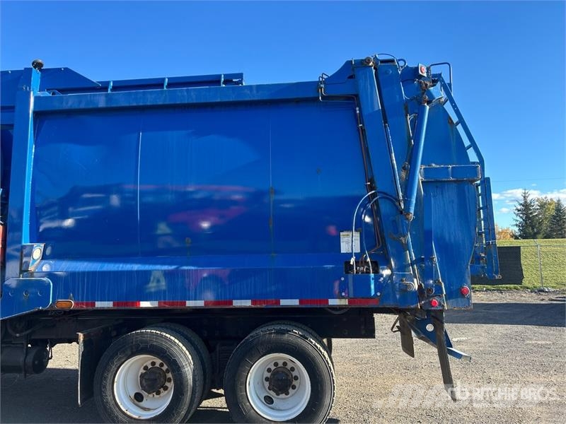 Mack MRU613 Komunalni tovornjaki