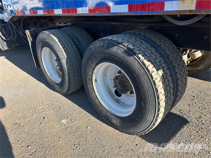 Mack MRU613 Komunalni tovornjaki