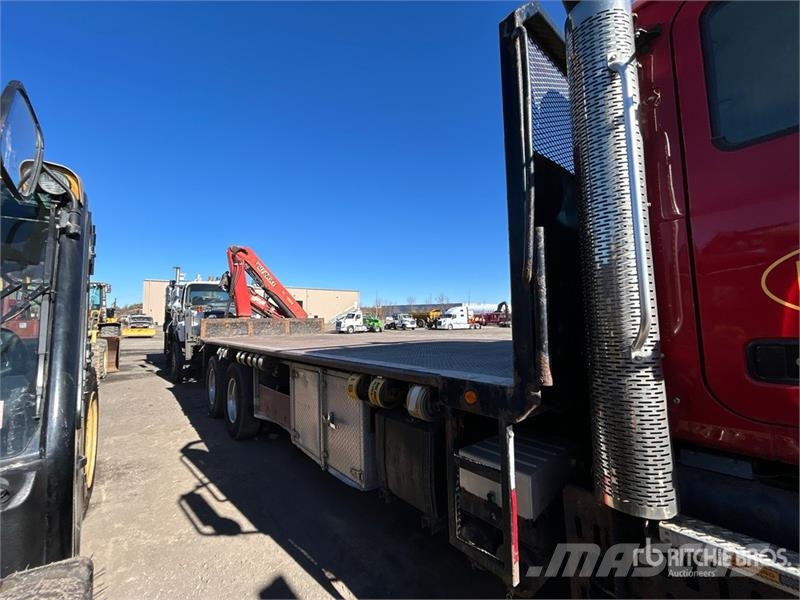 Mack PK-10000 Knuckle Boom on Mack GU533 6x4 Boom Truck Autogru