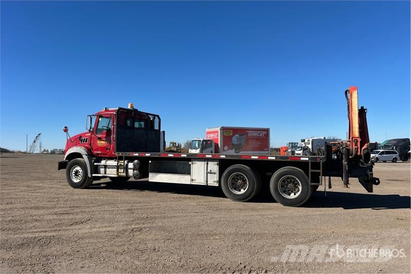 Mack PK-10000 Knuckle Boom on Mack GU533 6x4 Boom Truck Autogru
