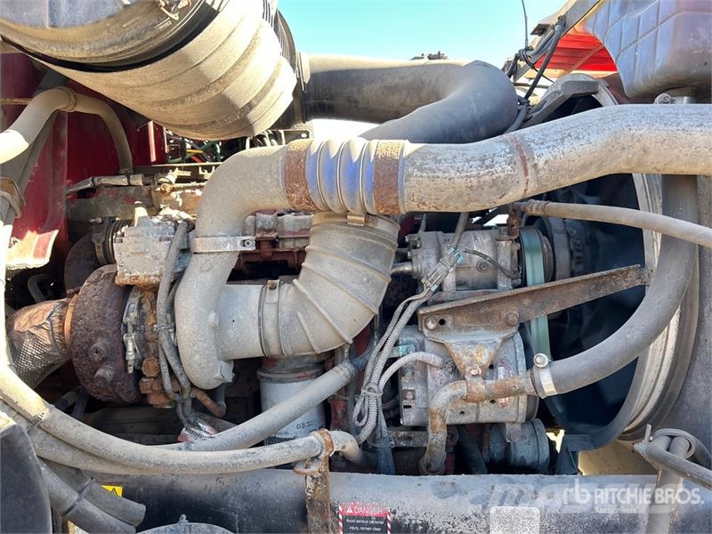 Mack PK-10000 Knuckle Boom on Mack GU533 6x4 Boom Truck Autogru