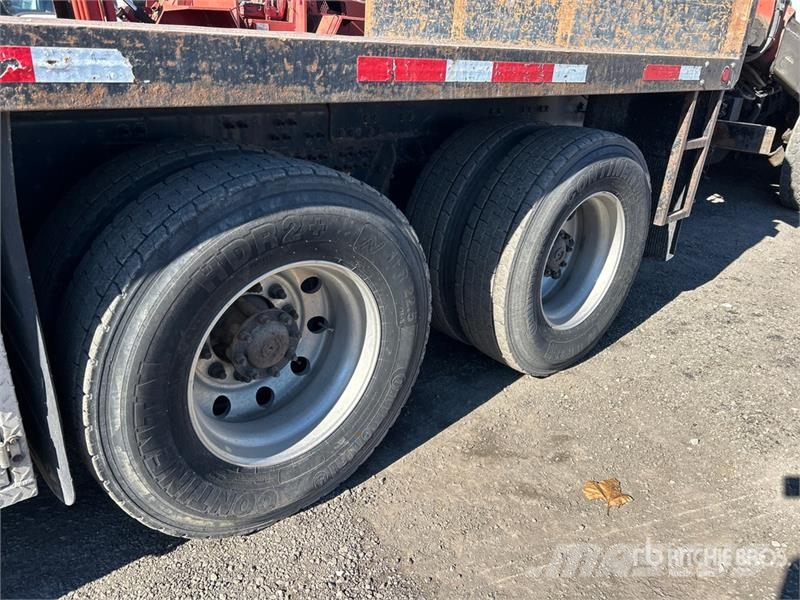 Mack PK-10000 Knuckle Boom on Mack GU533 6x4 Boom Truck Autogru
