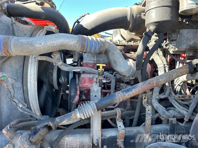 Mack PK-10000 Knuckle Boom on Mack GU533 6x4 Boom Truck Autogru