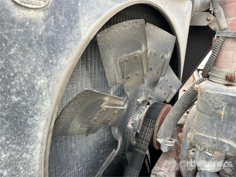 Mack RB690S Concrete trucks