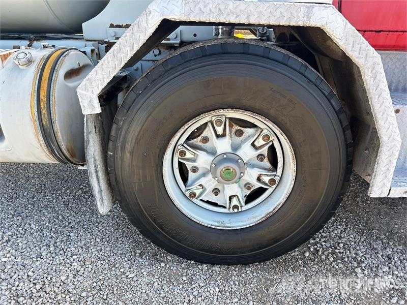 Mack RB690S Concrete trucks