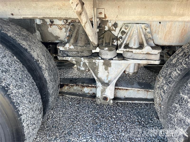 Mack RB690S Concrete trucks
