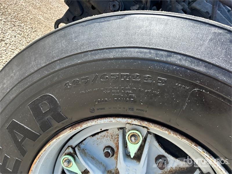 Mack RB690S Concrete trucks