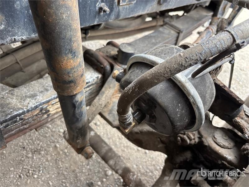 Mack RB690S 8x4 Twin-Steer Mixer Truck Betonbiler