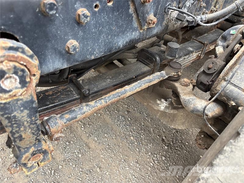 Mack RB690S 8x4 Twin-Steer Mixer Truck Betonbiler