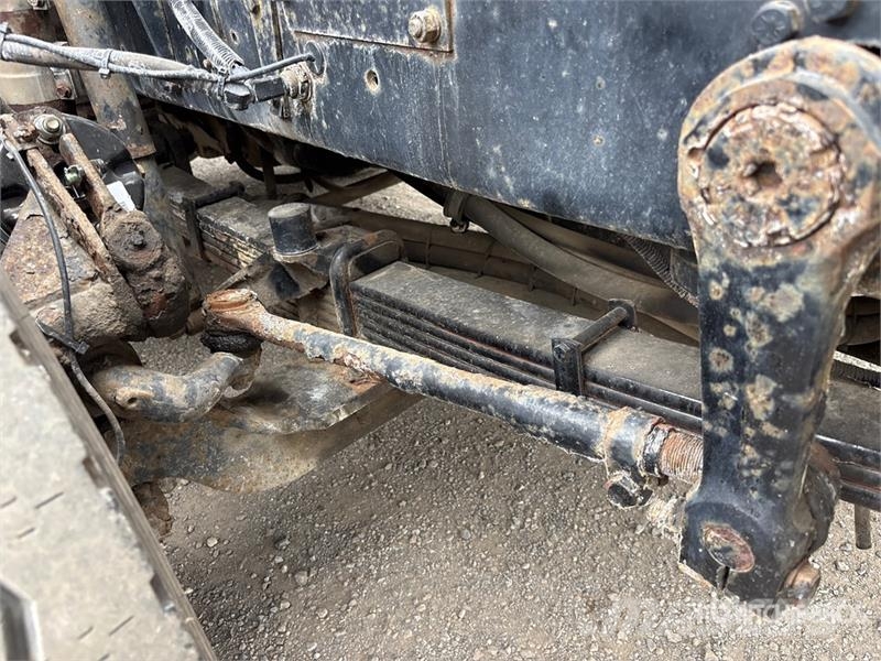 Mack RB690S 8x4 Twin-Steer Mixer Truck Betonbiler