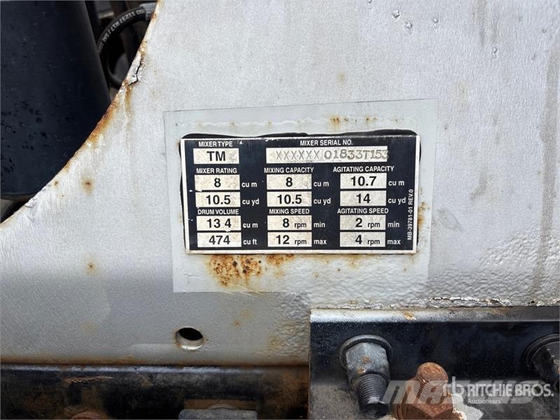 Mack RB690S 8x4 Twin-Steer Mixer Truck Betonbiler