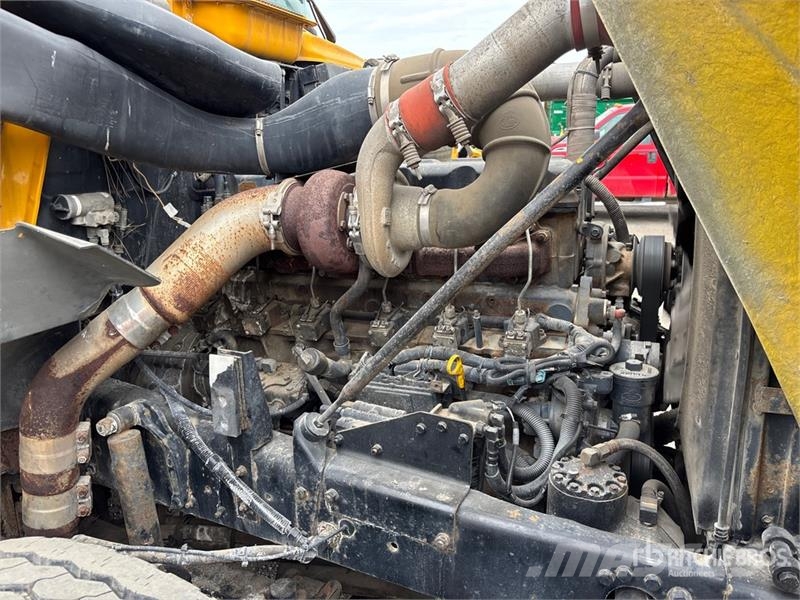 Mack RB690S 8x4 Twin-Steer Mixer Truck Betonbiler