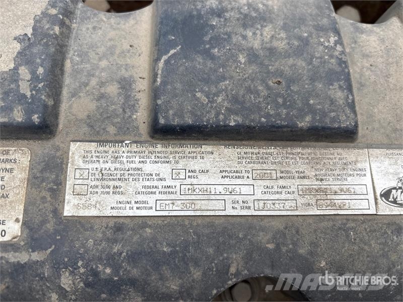 Mack RB690S 8x4 Twin-Steer Mixer Truck Betonbiler