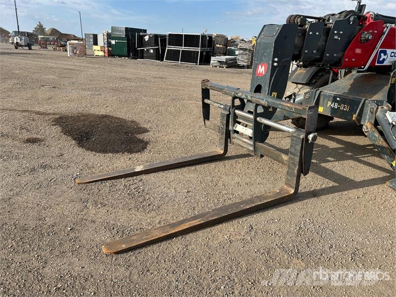 Magni TH5.5.19 Telehandler 텔러 핸들러