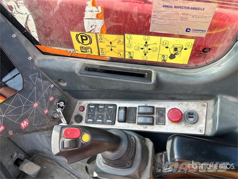 Magni TH5.5.19 Telehandler 텔러 핸들러