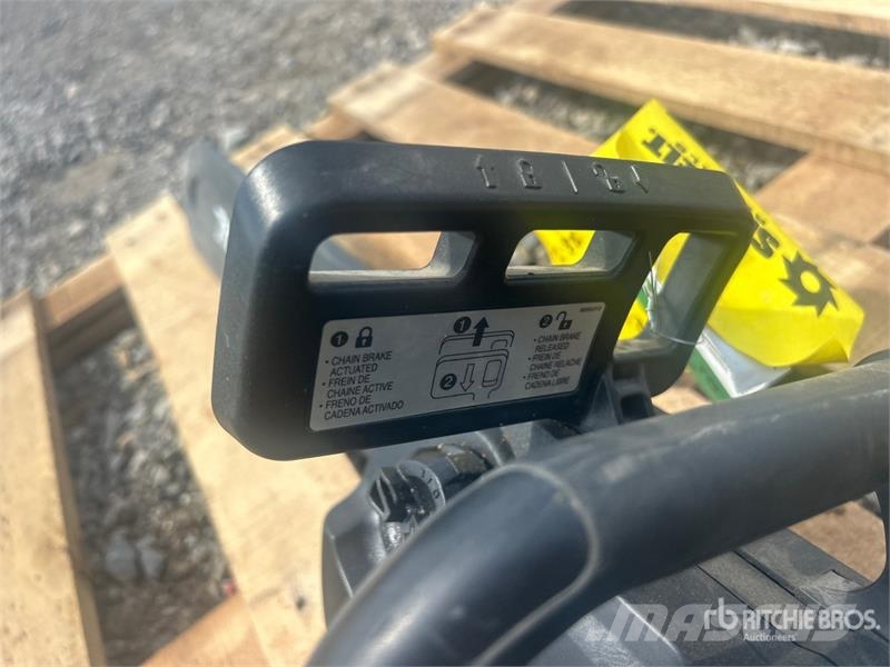 Makita 1511 Electric Chain Saw Moottori- ja raivaussahat