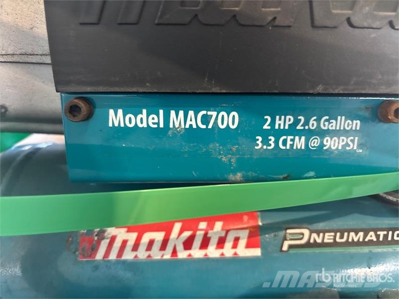 Makita of (4) Makita Air Compressor Kompresorji