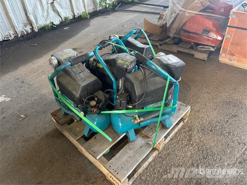Makita of (4) Makita Air Compressor Kompresorji