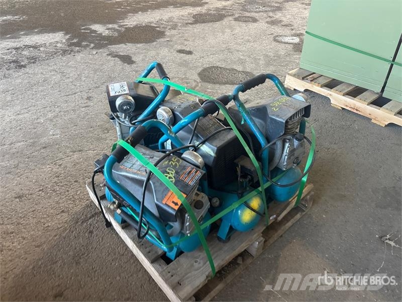 Makita of (4) Makita Air Compressor Kompresorji