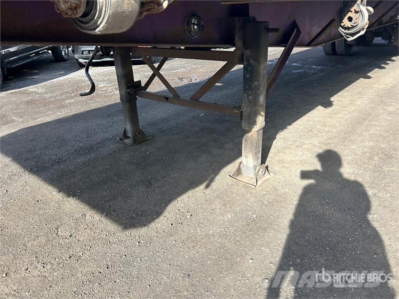 Manac 10348 50 ft T/A Flatbed Trailer Rimorchi con sponde ribaltabili