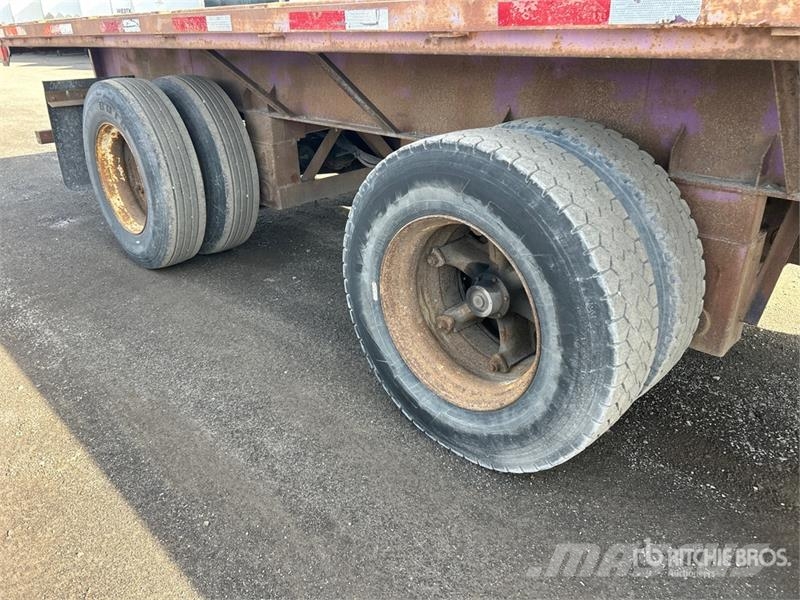 Manac 10348 50 ft T/A Flatbed Trailer Rimorchi con sponde ribaltabili