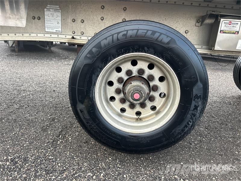 Manac 104 53 ft Quad/A Flatbed Trailer Prikolice platforme/otvoreni sanduk