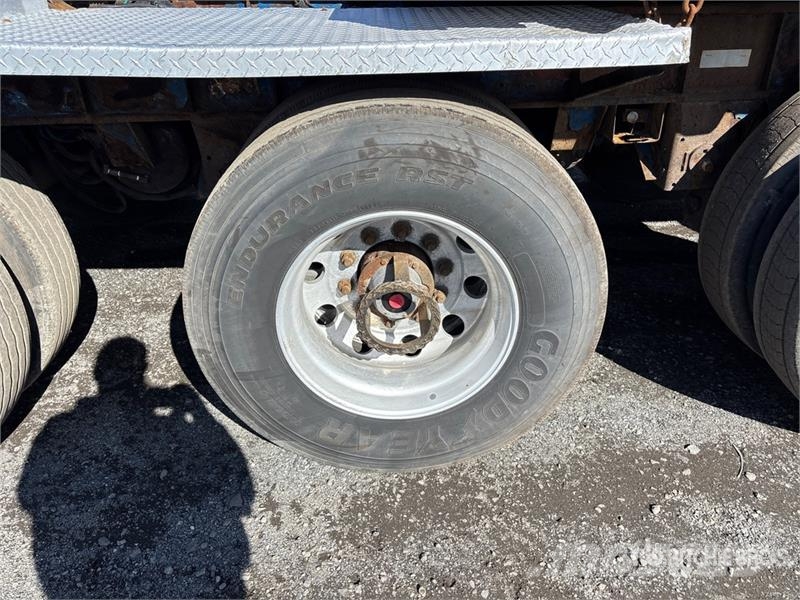 Manac 10433 kg 38 ft T/A B-Train Lead Flatbed Trailer Anhænger med lad/Flatbed