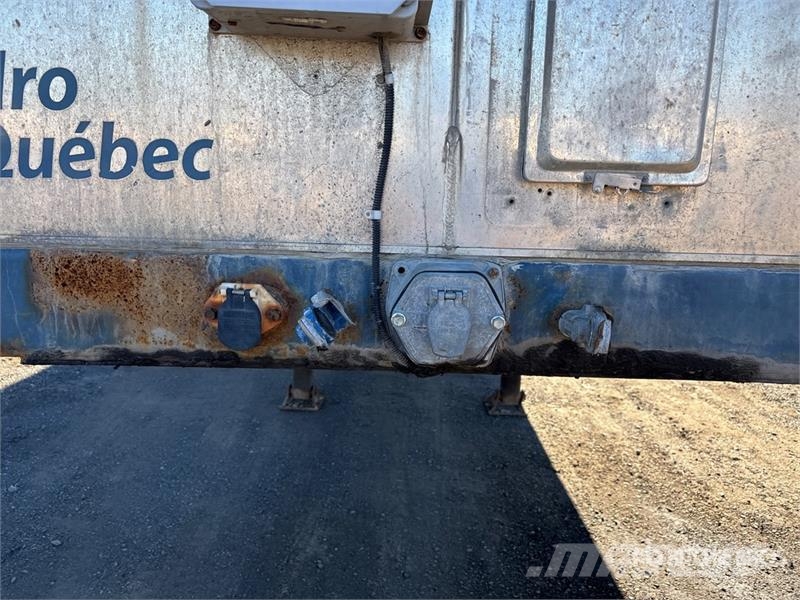 Manac 11248 48 ft T/A Curtain Side Trailer Тентованные прицепы