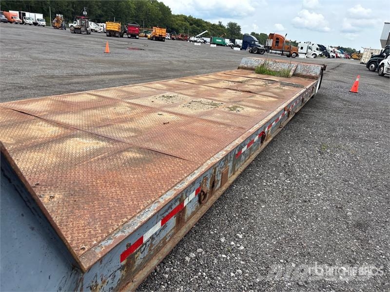 Manac 13148 S/A Lowboy Trailer Низькорамні причепи