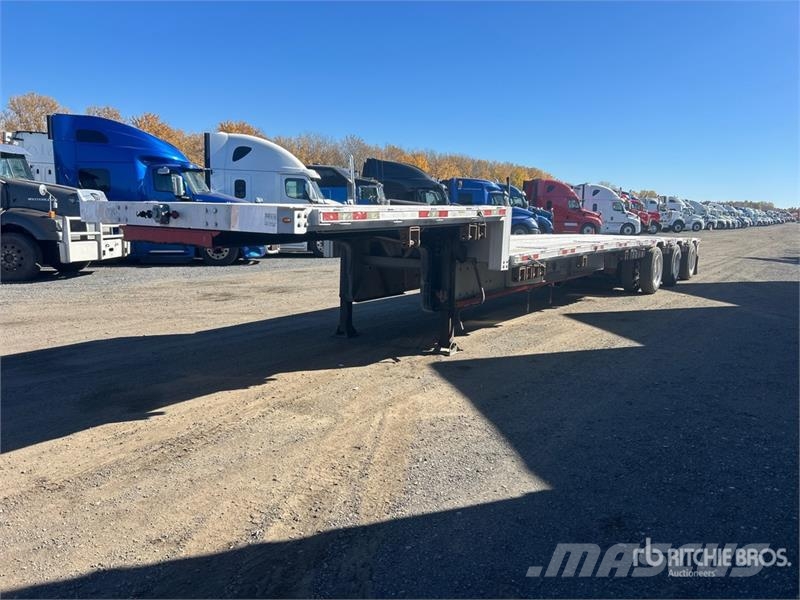 Manac 13348B409 48 ft Tri/A Step Deck Trailer Mélybölcsős