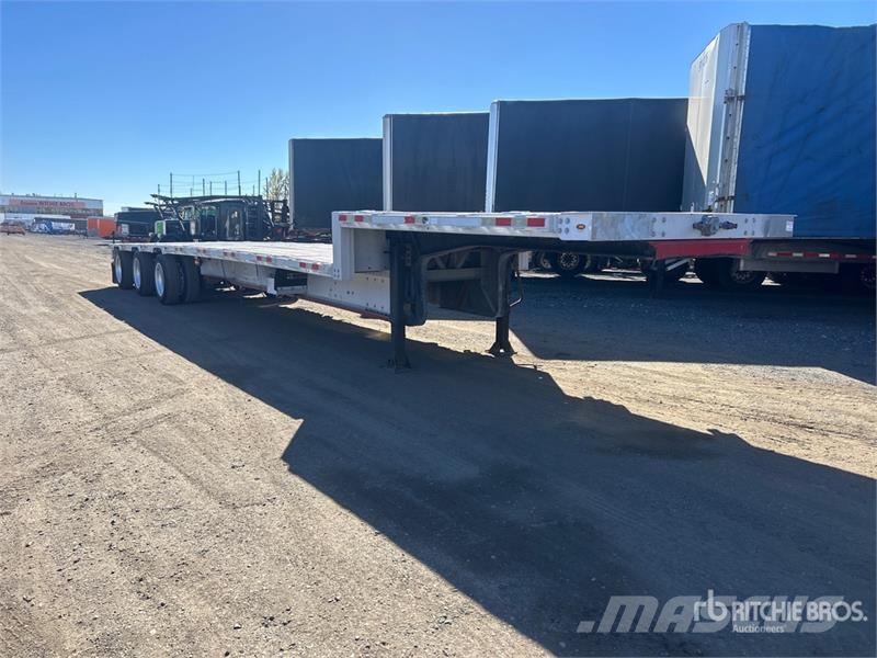 Manac 13348B409 48 ft Tri/A Step Deck Trailer Mélybölcsős