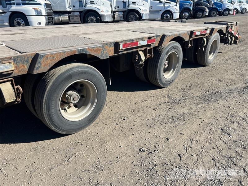 Manac 13353 53 ft Tri/A Step Deck Trailer Mélybölcsős