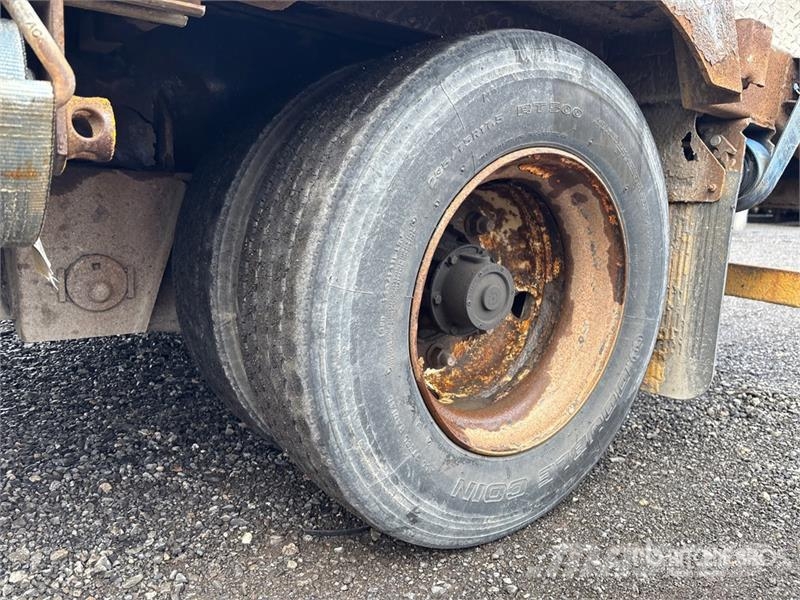 Manac 13353A000 53 ft Tri/A Step Deck Trailer لوادر منخفضة