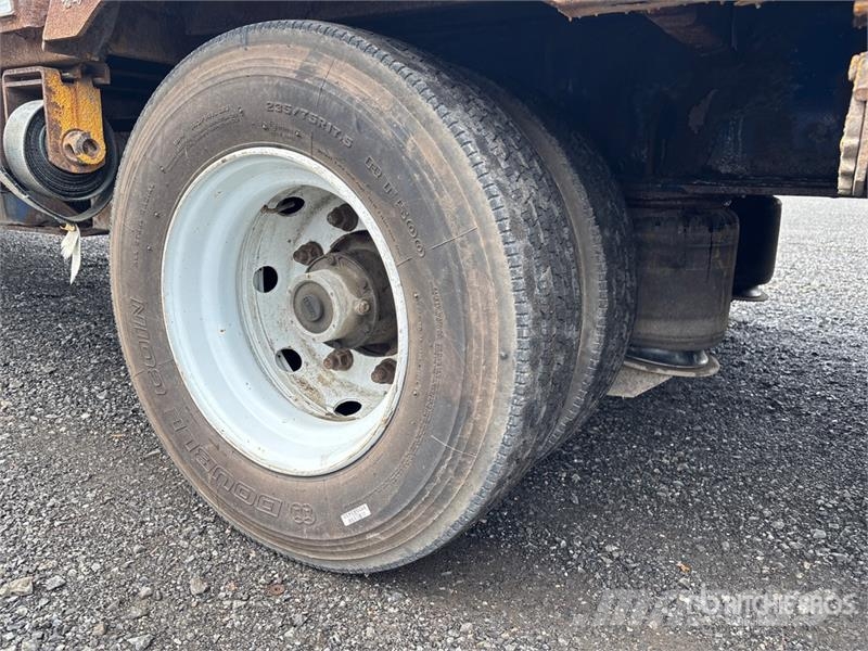 Manac 13353A000 53 ft Tri/A Step Deck Trailer لوادر منخفضة