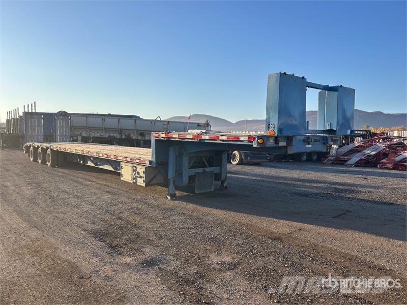 Manac 14353 Tri/A 53 ft - 72 ft Extendable Step Deck Tra 平板拖车