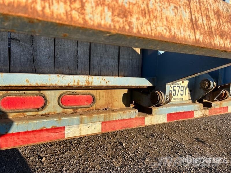 Manac 14353 Tri/A 53 ft - 72 ft Extendable Step Deck Tra 平板拖车
